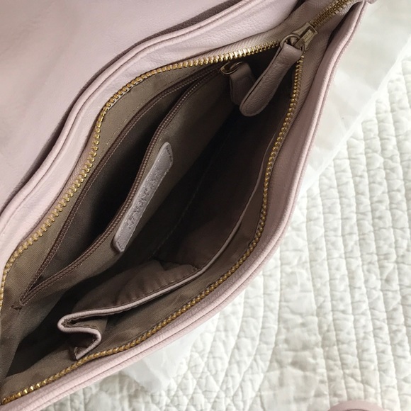 Purse - Picture 3 of 4